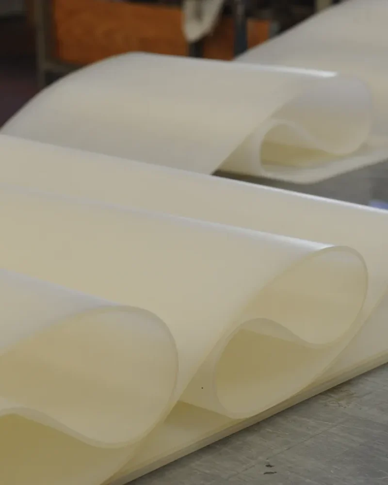 Réalisation de joints par le Joint Nantais, fabricant de joints sur-mesure à Nantes